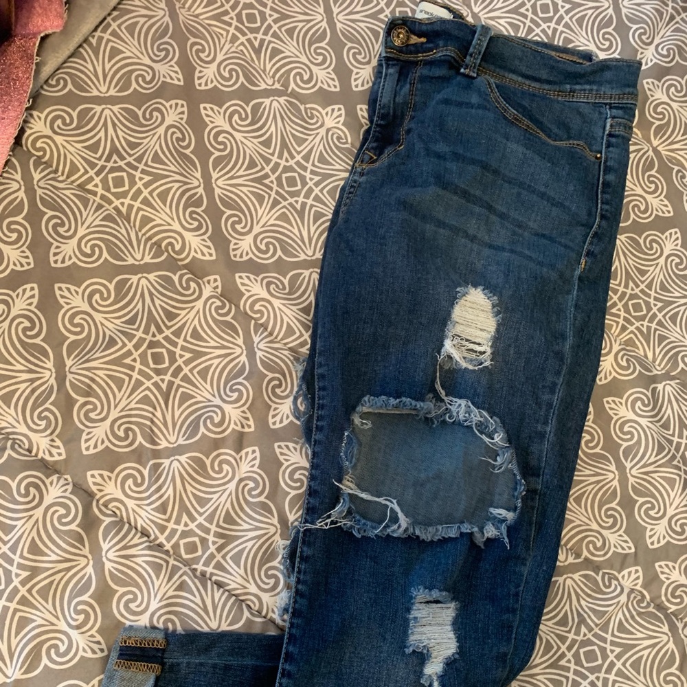 Sneak peek sexy boyfriend jeans !💕